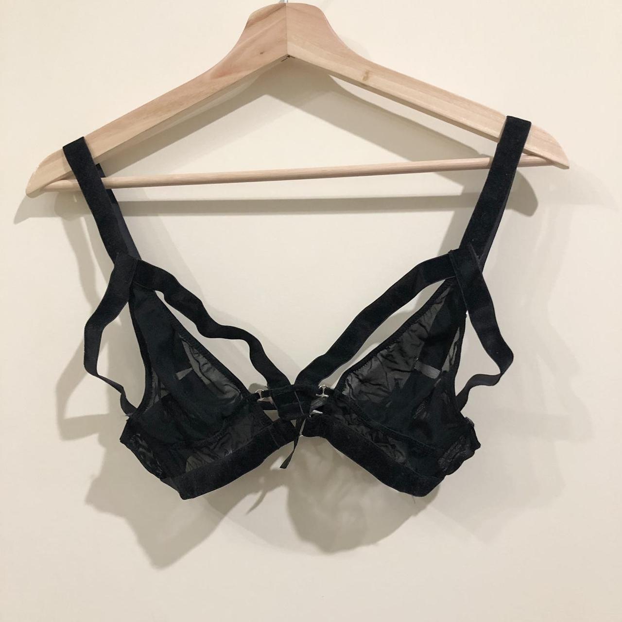 Urban Outfitters Women's Black Bra | Depop