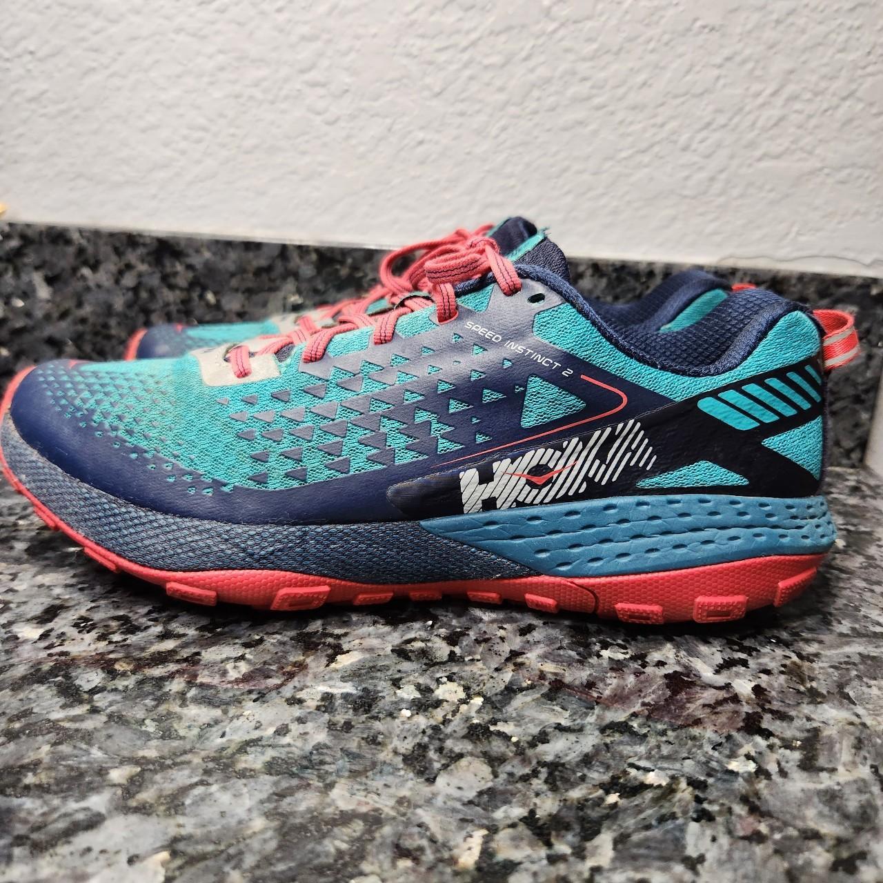 Hoka one one hotsell speed instinct 2 womens