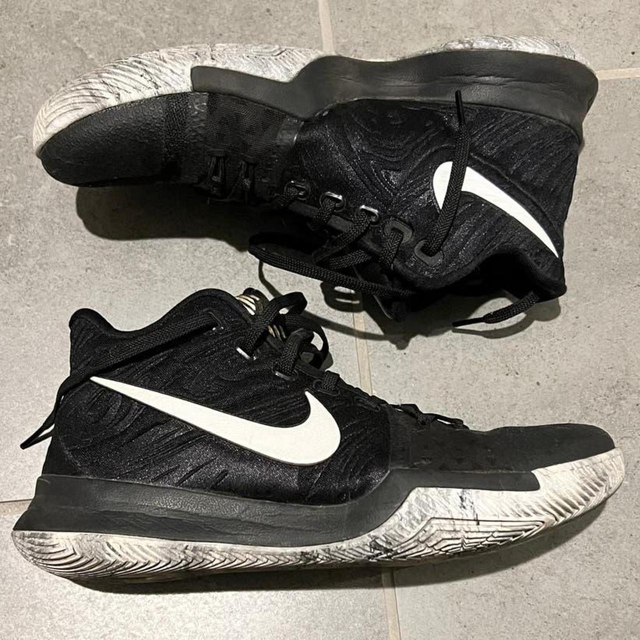 kyrie 3 bhm