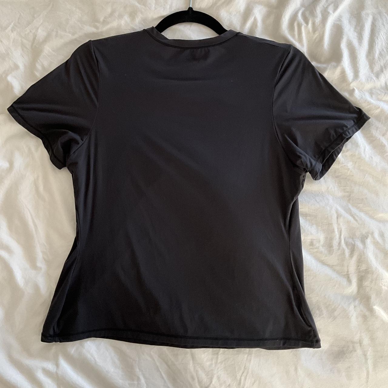 SKIMS Fits Everybody Super Cropped T-Shirt in onyx... - Depop