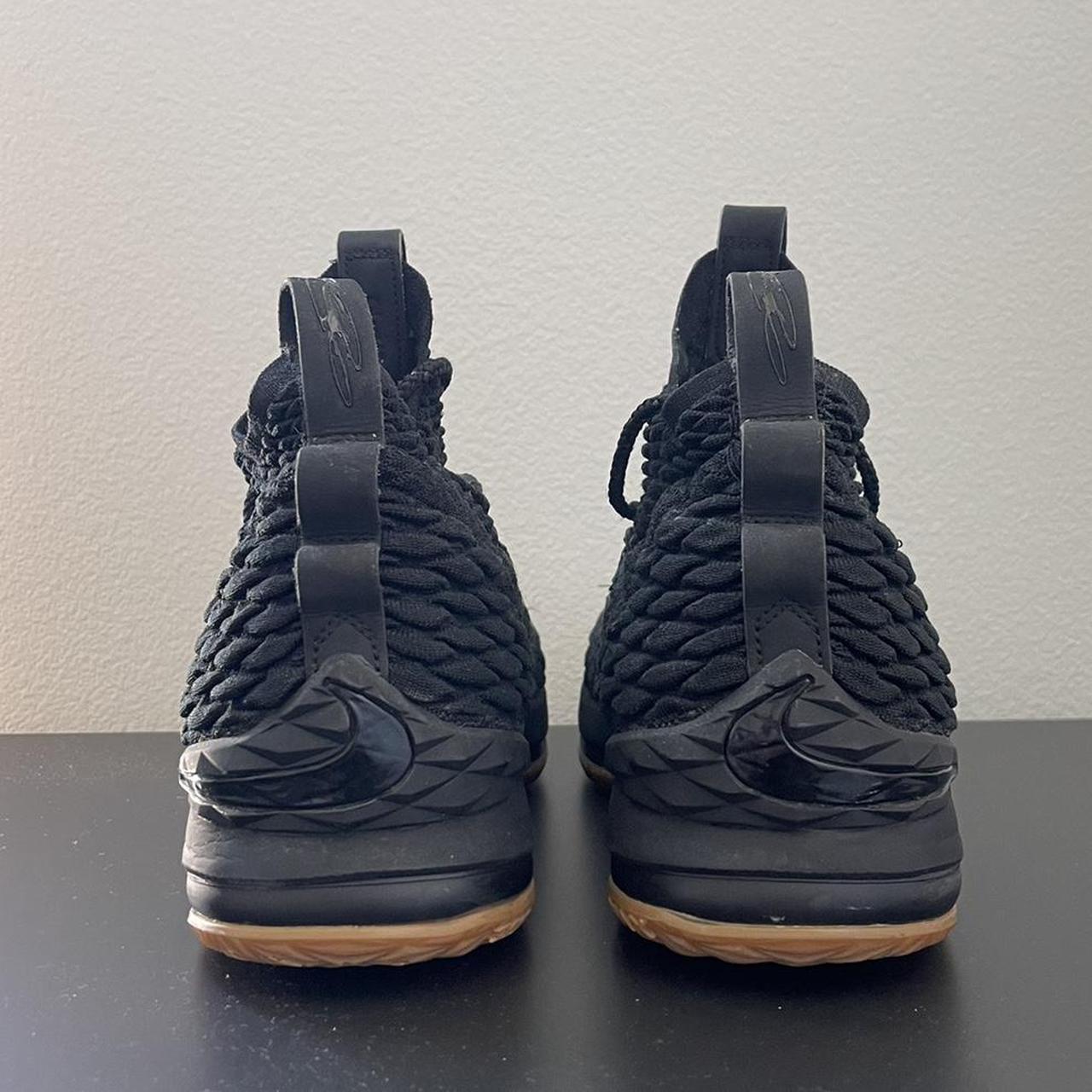 15 Black Gum Lebron 15 Gs Nike Lebron 15 GS Boys Size Black Gum