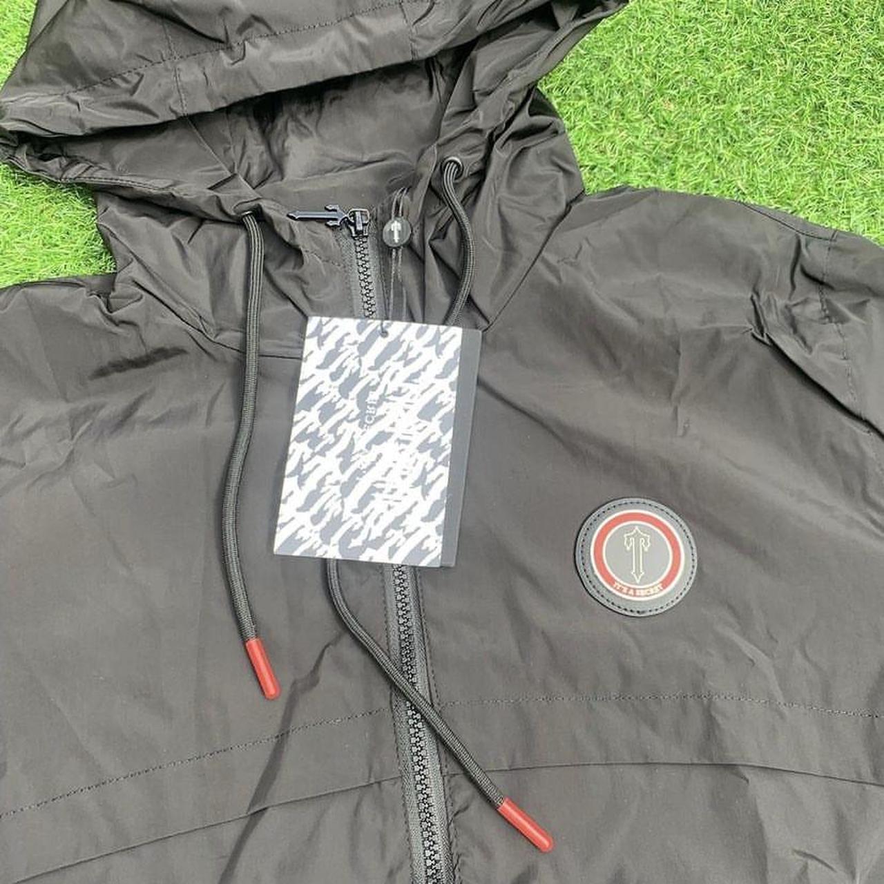 Trapstar windbreaker Black and red - Depop