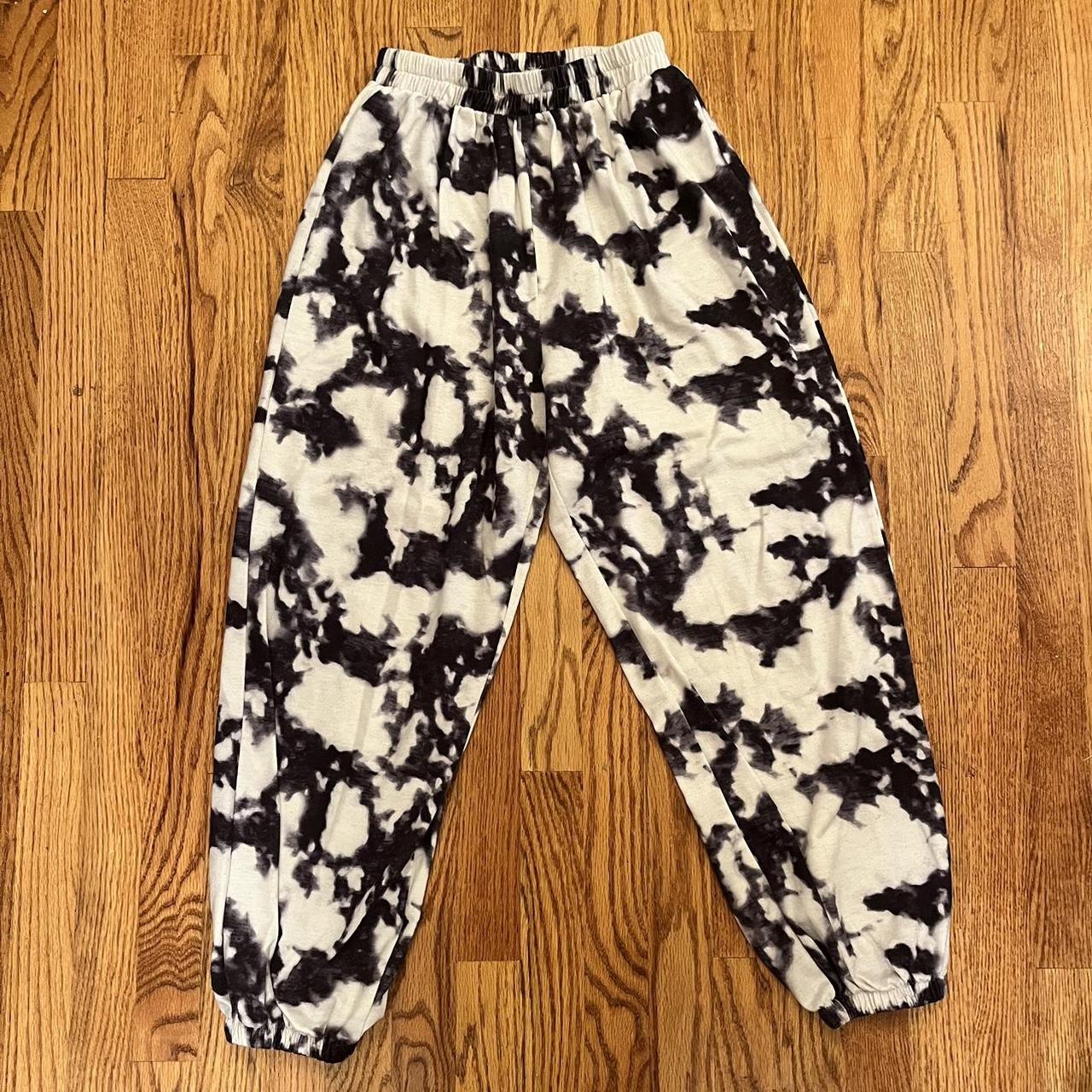 Black and white marble/tie dye sweatpants - Depop