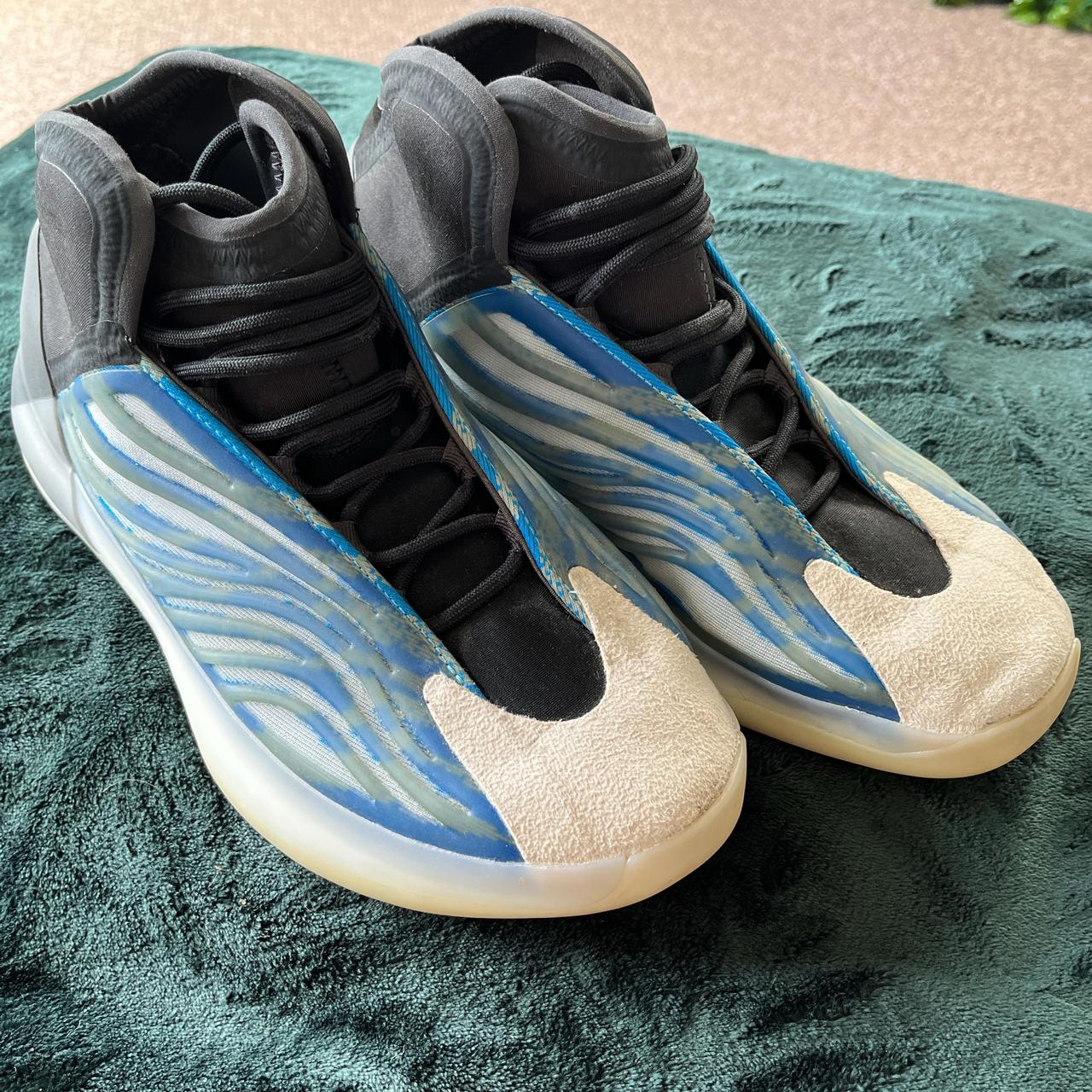 yeezy frozen basketball