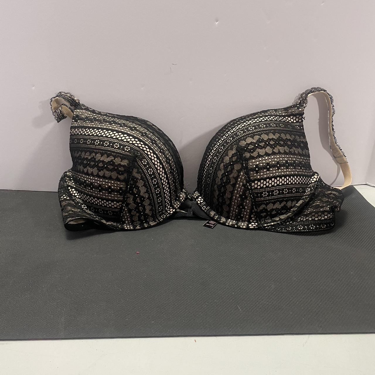 item listed by mindy1044