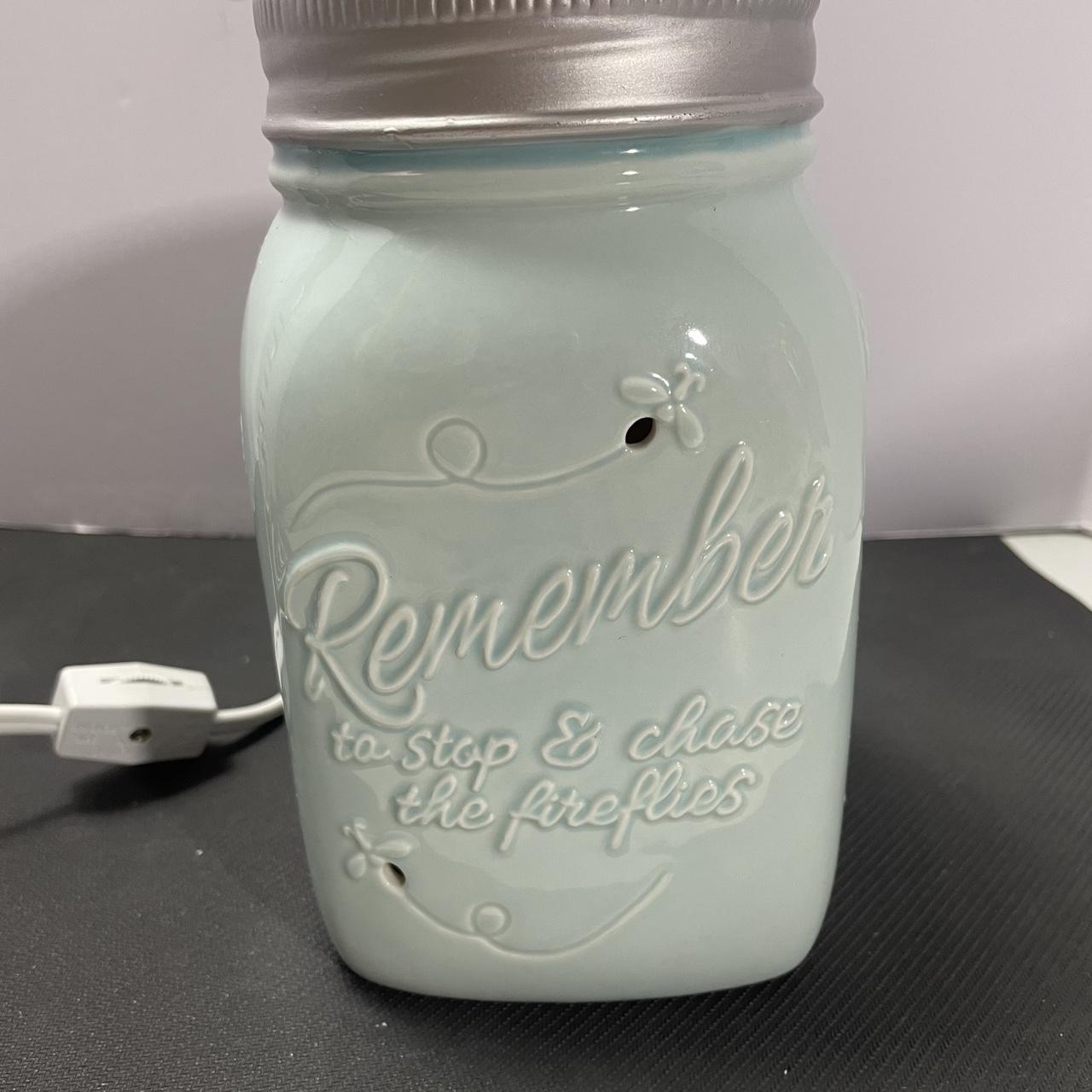 item listed by mindy1044