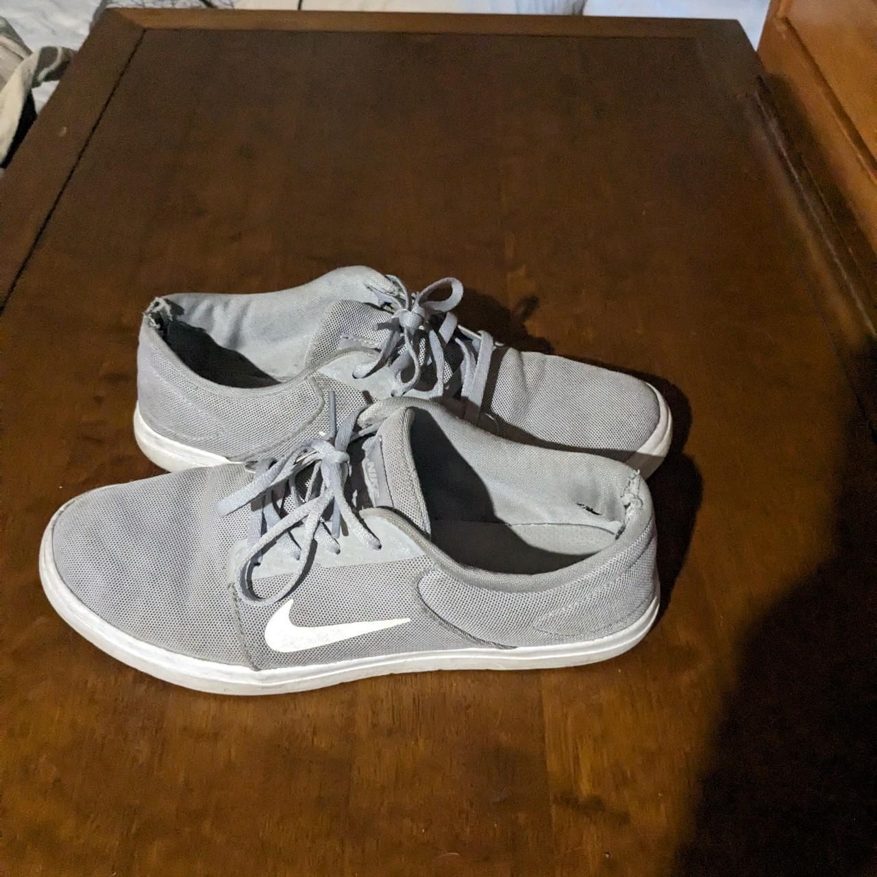 mens white nike sb shoes