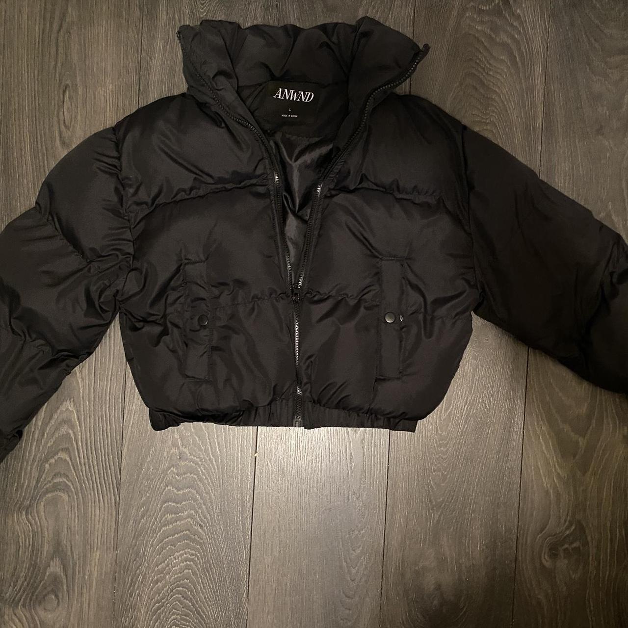 ジャケット・アウター y2k archive DKNY 3D Cropped Down Jacket y2k archive DKNY 3D Cropped Down Jacket - メルカリ