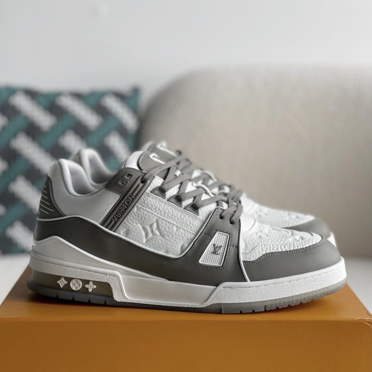 LOUIS VUITTON ネイビー ホワイト トレーナー LOUIS VUITTON ネイビー ホワイト トレーナー 楽天市場】ルイ