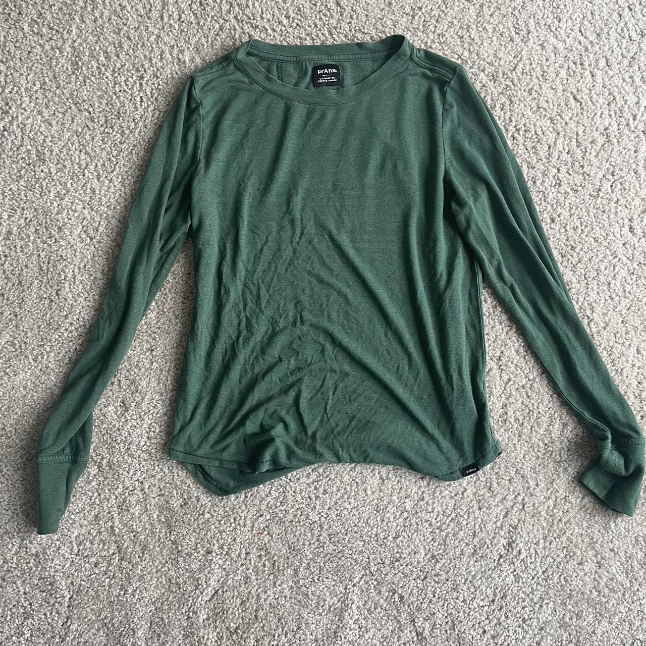 prAna green long-sleeve🌱 -size small -perfect... - Depop