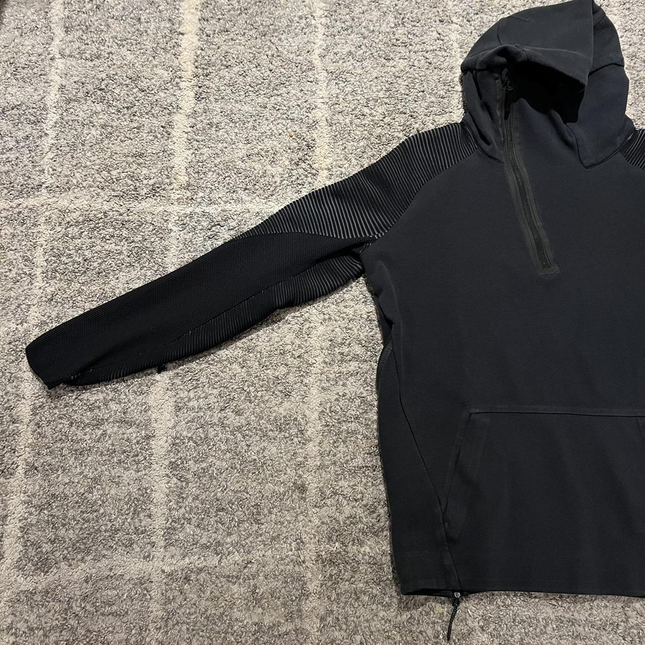 nsw qz fleece pullover in black nike