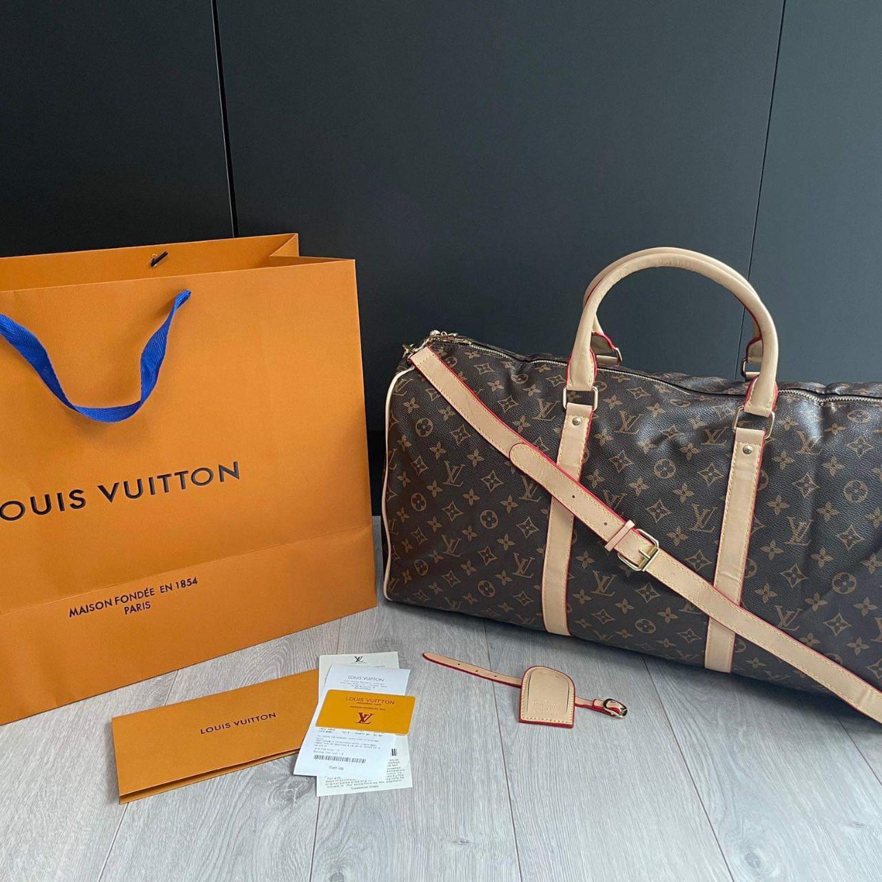 Lv duffle bag Depop