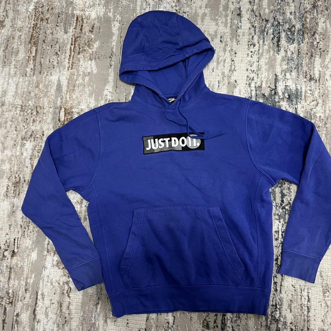 mens small nike hoodie