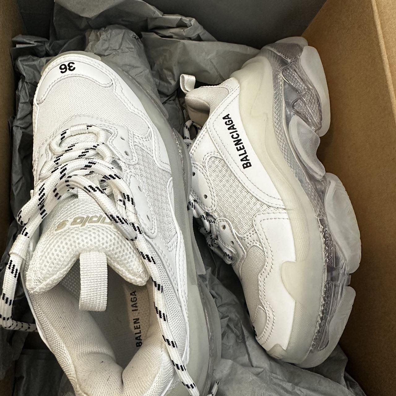 Balenciaga triple s hot sale white 36