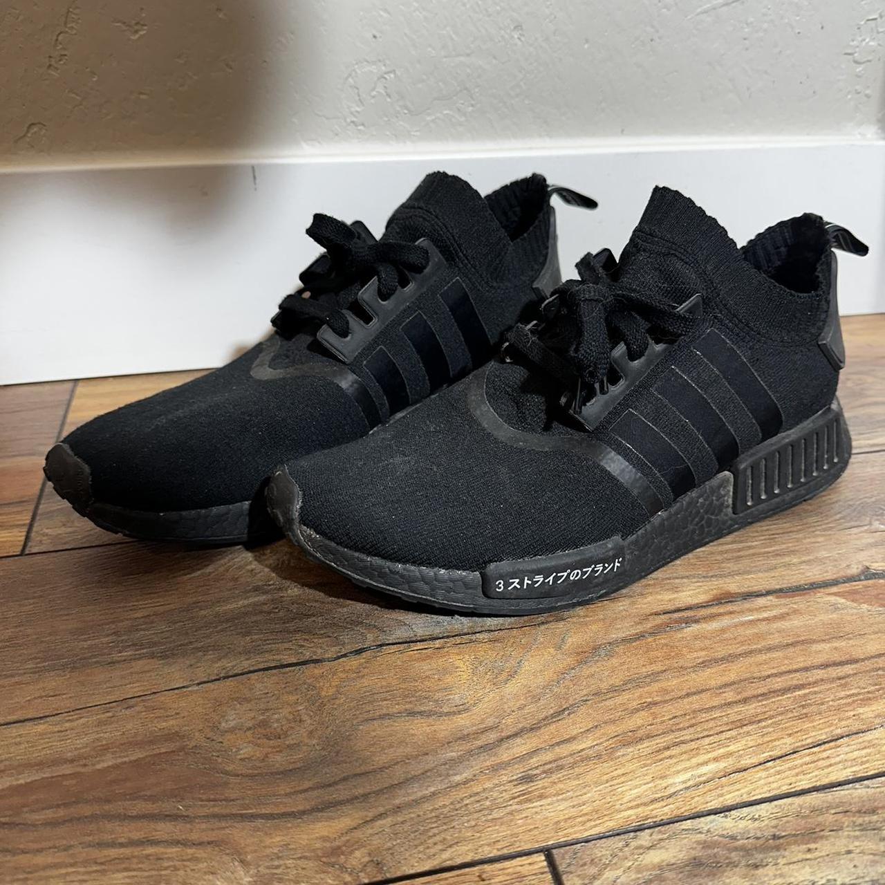 triple black nmds