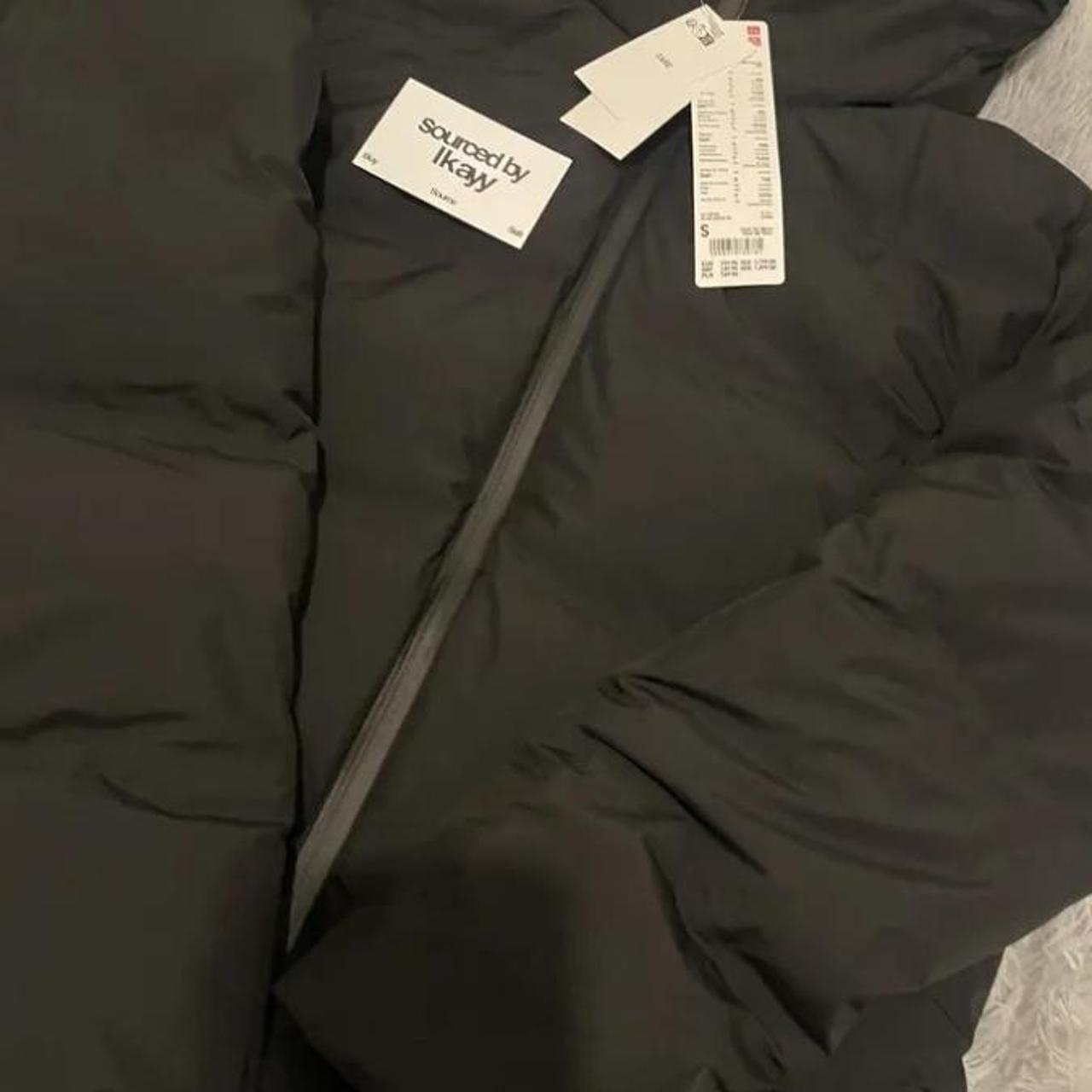 black uniqlo puffer jacket size S never worn - Depop