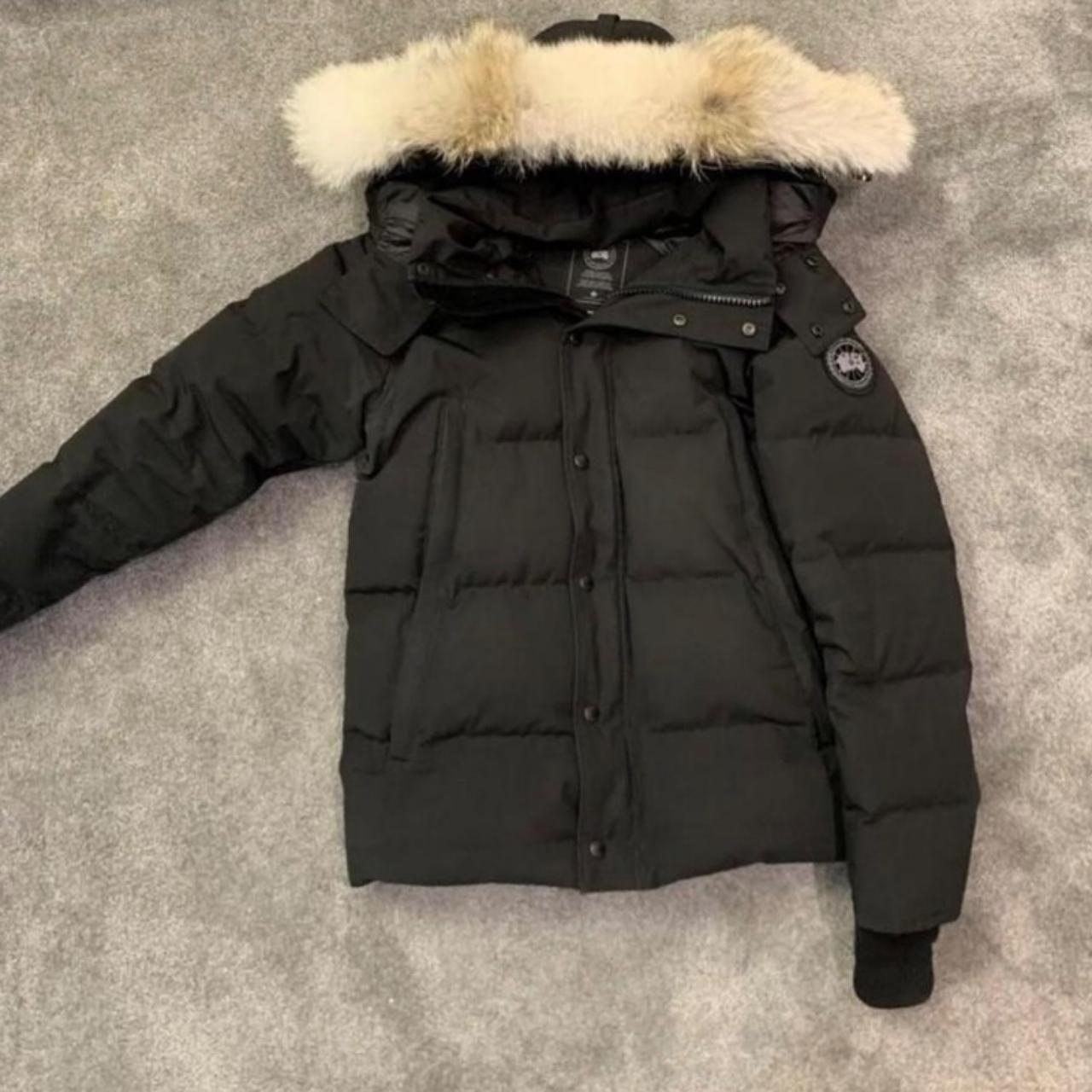 Canada goose coat mens - Depop