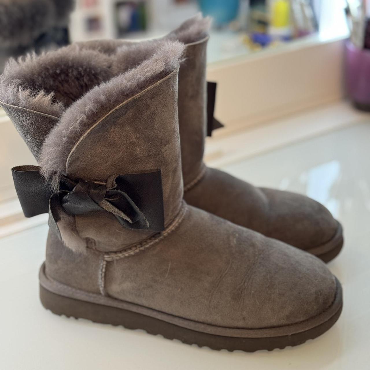 Ugg daelynn boot discount grey