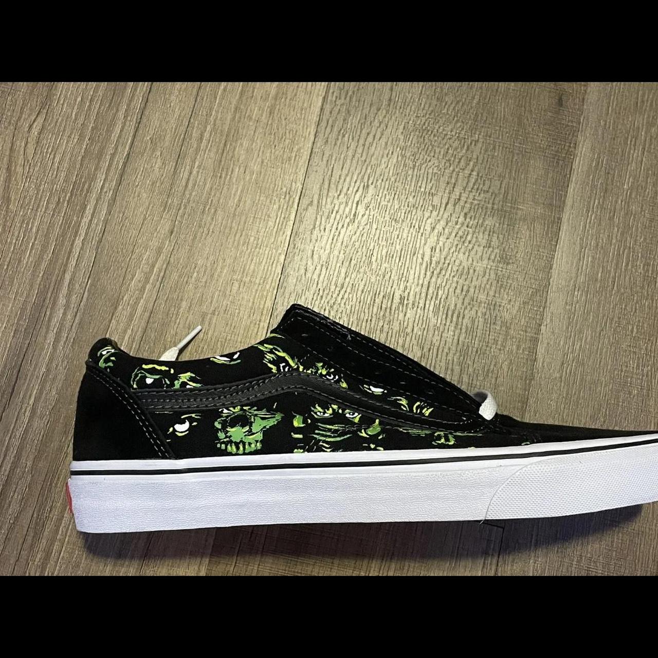 Supreme vans hotsell old skool skull