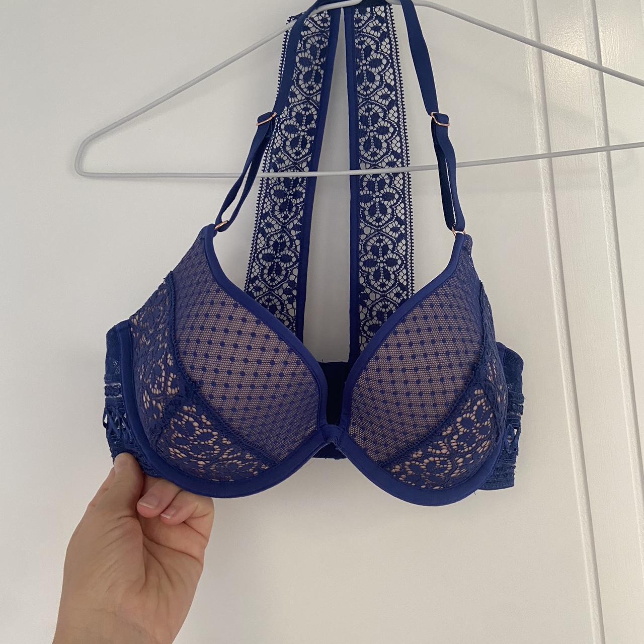 32d bras - Depop