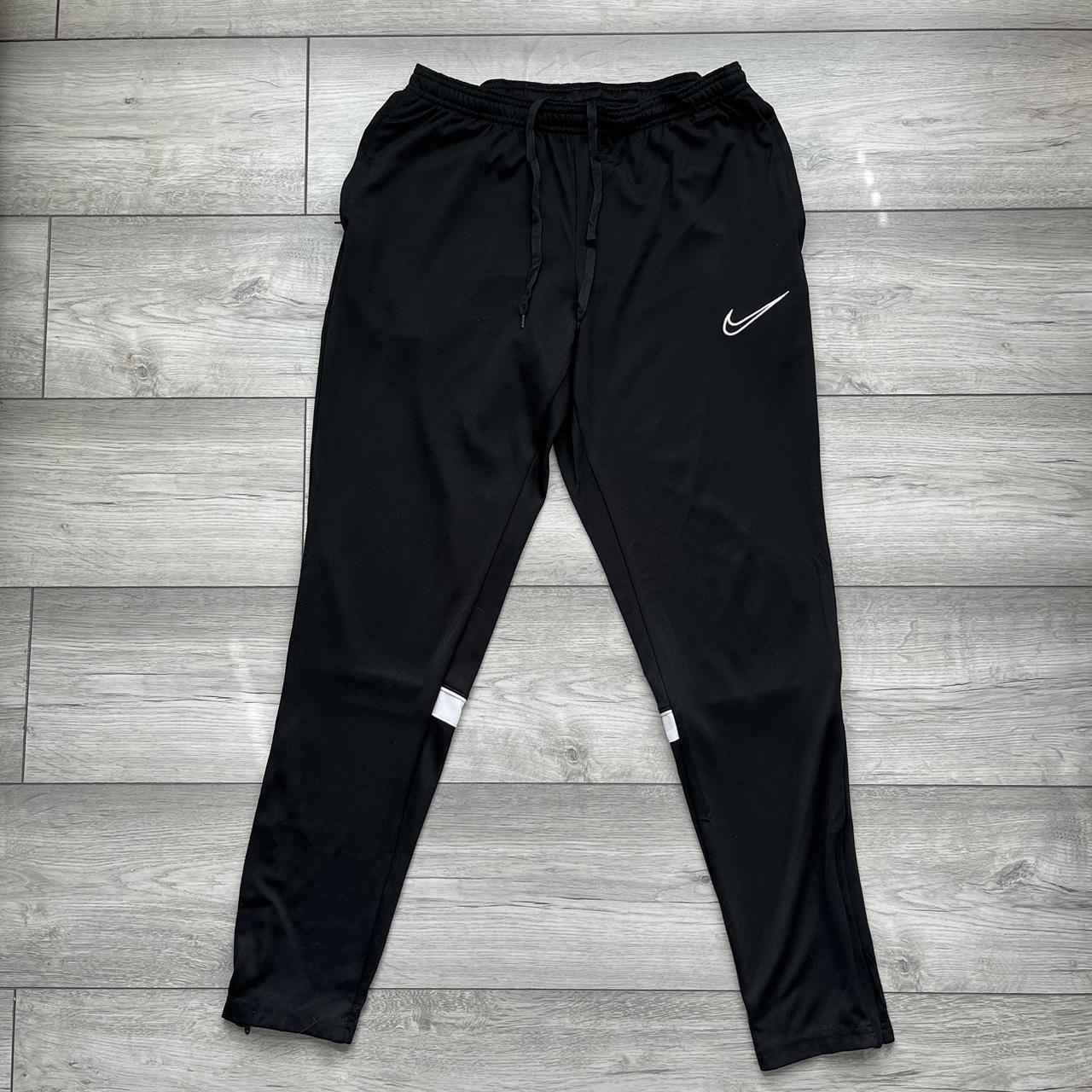 Vintage black Y2K Nike track pants joggers in size