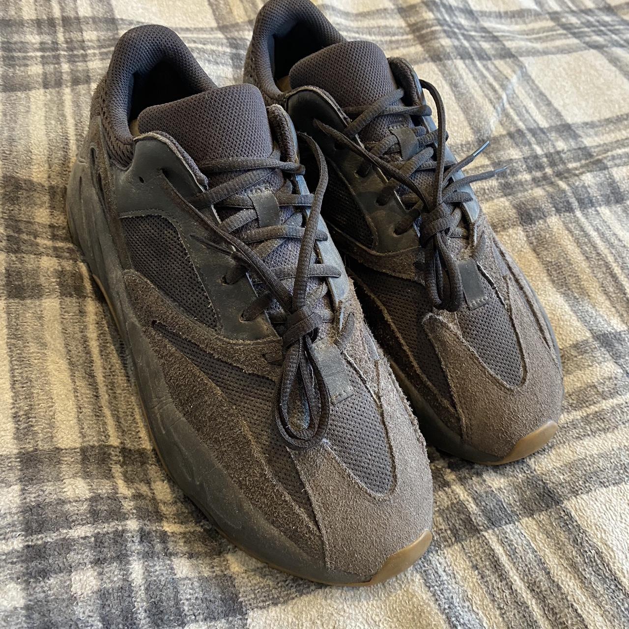 yeezy 700 black brown