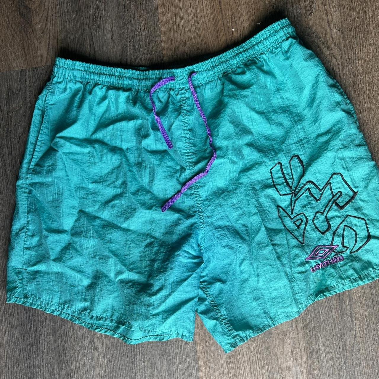 VTG UMBRO shorts activewear 5in inseam blue