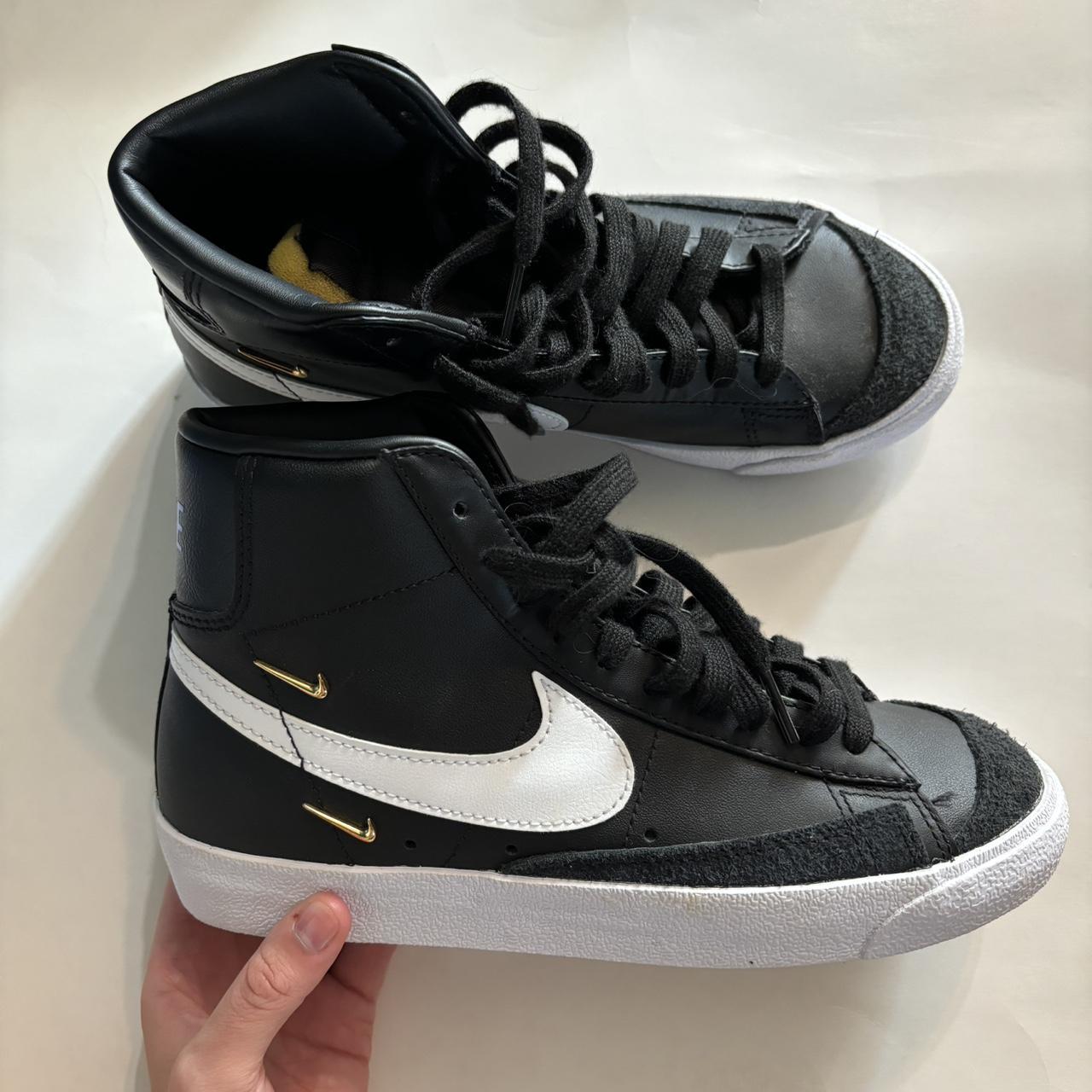 size 7 nike blazer
