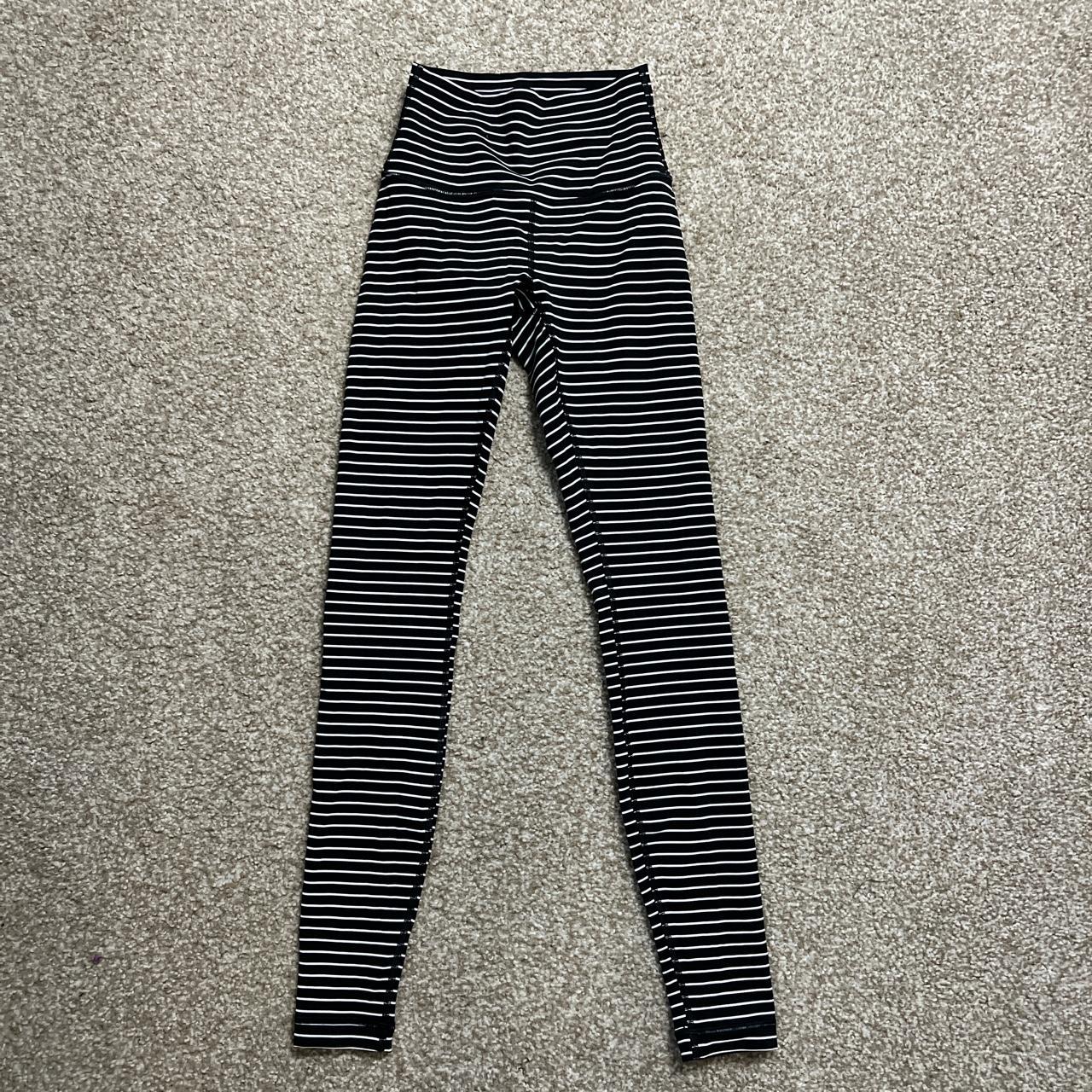 Lululemon black/grey/white patterned leggings with - Depop