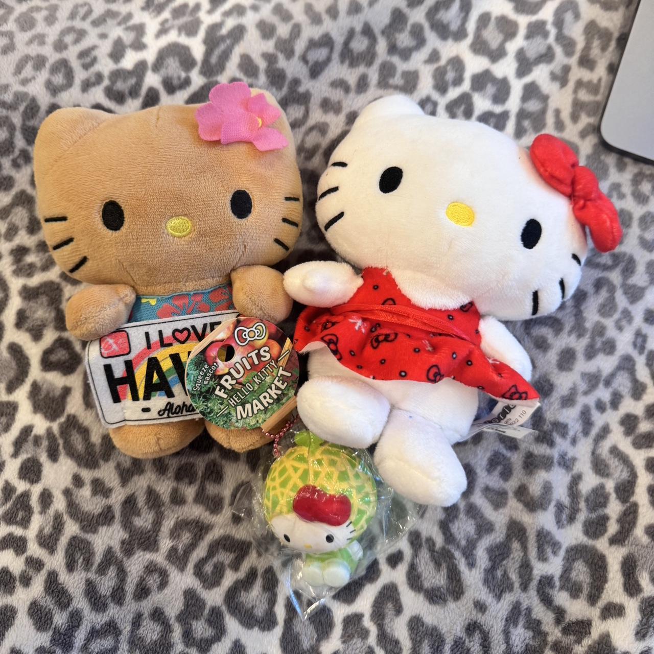 Hello kitty offers plush bundle