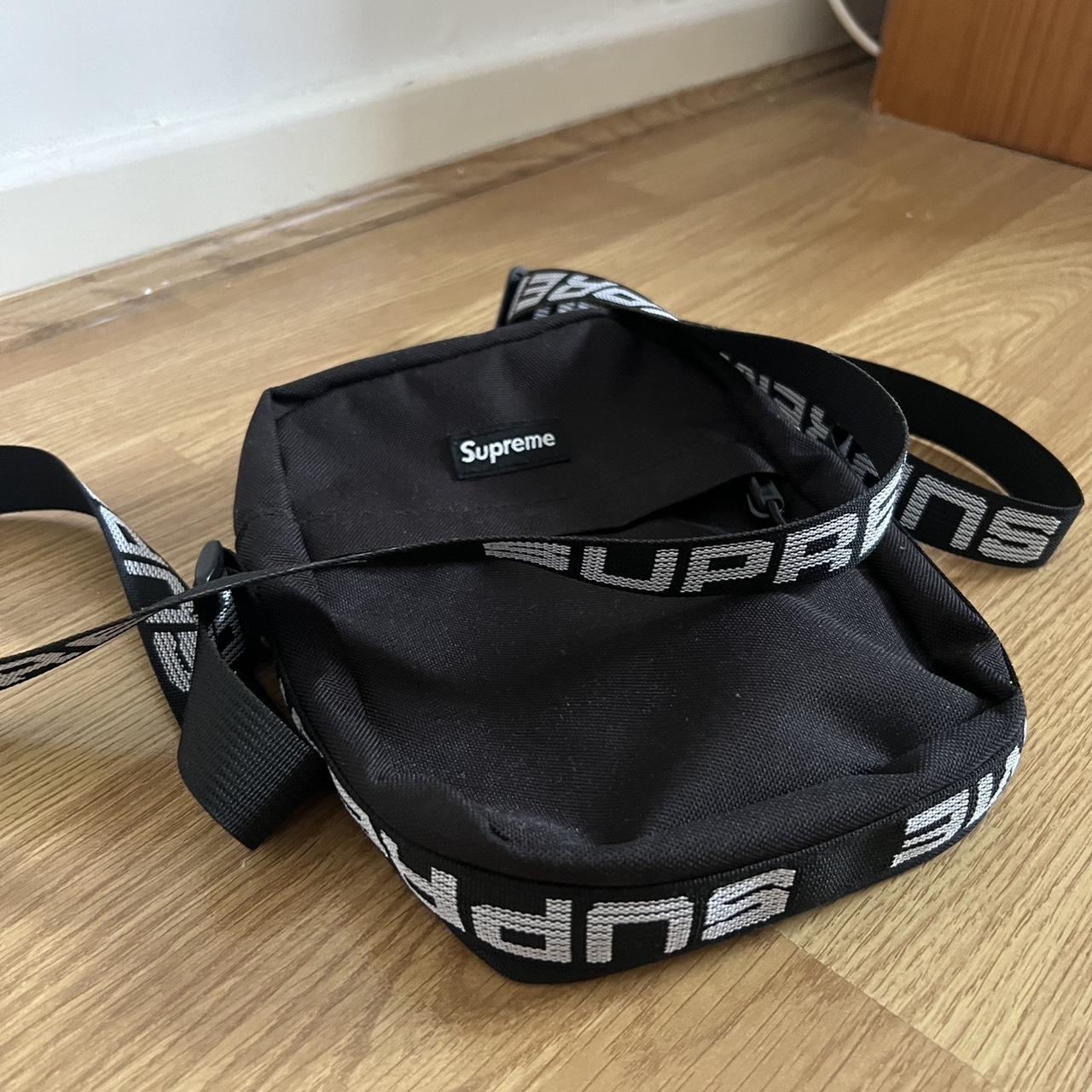 supreme shoulder bag #ss18 PRICE IS FIRM royal blue - Depop