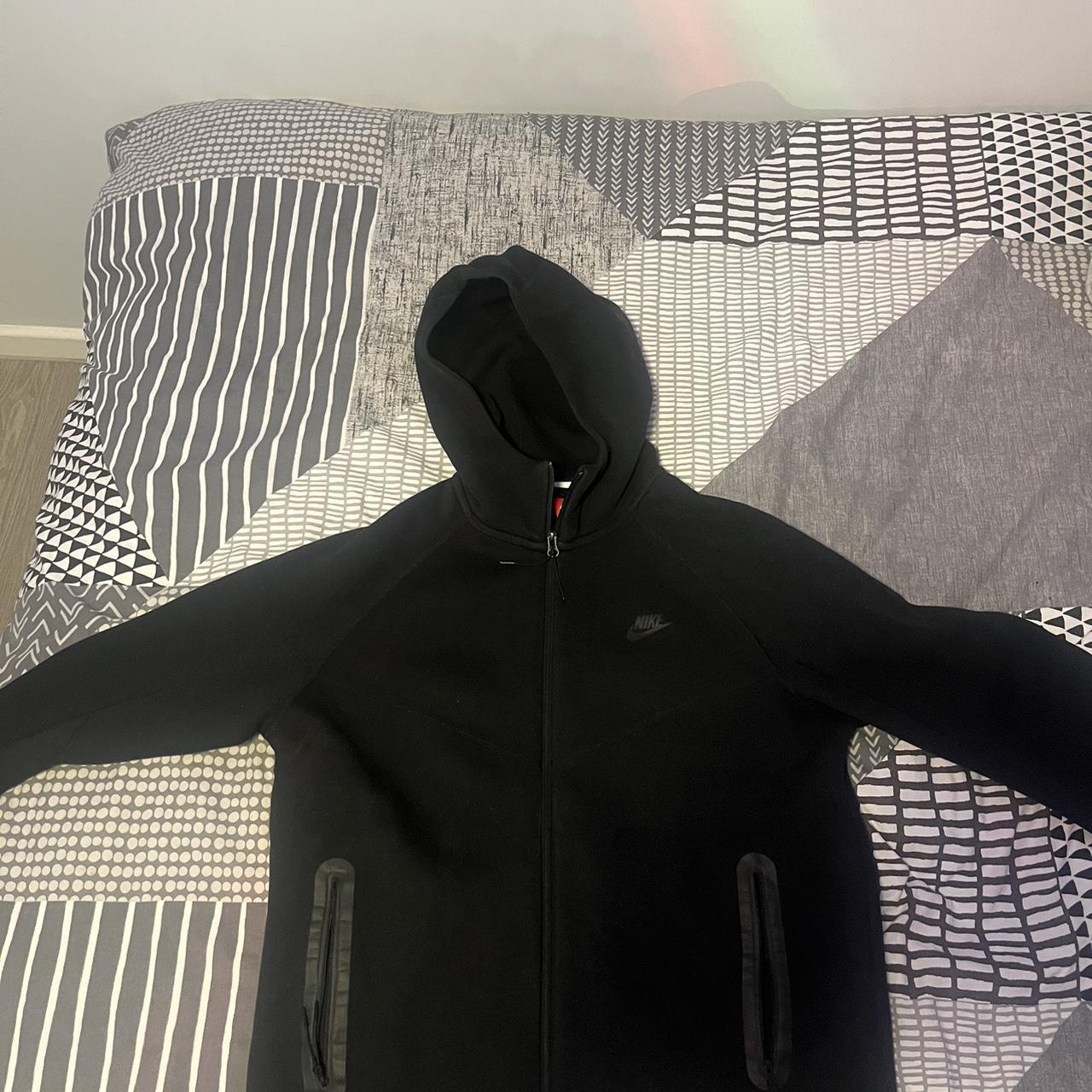 mens black nike tech suit