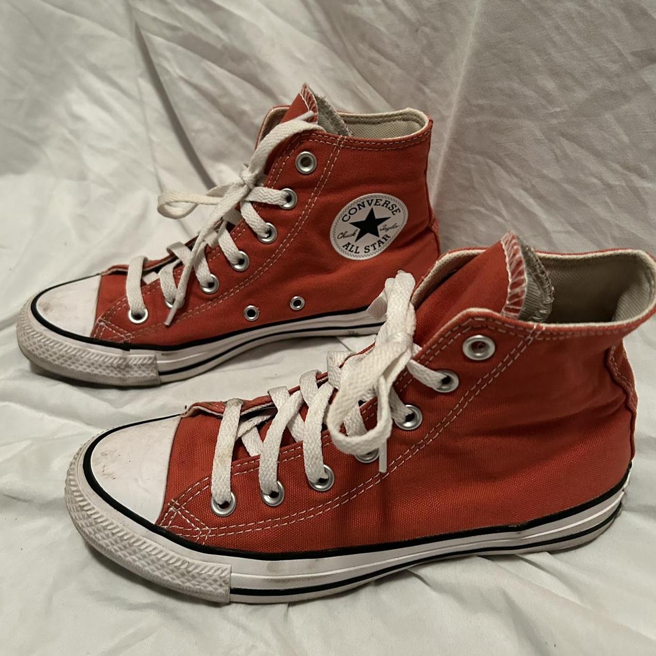 brick red converse high tops men size 5 // woman size 7 - Depop