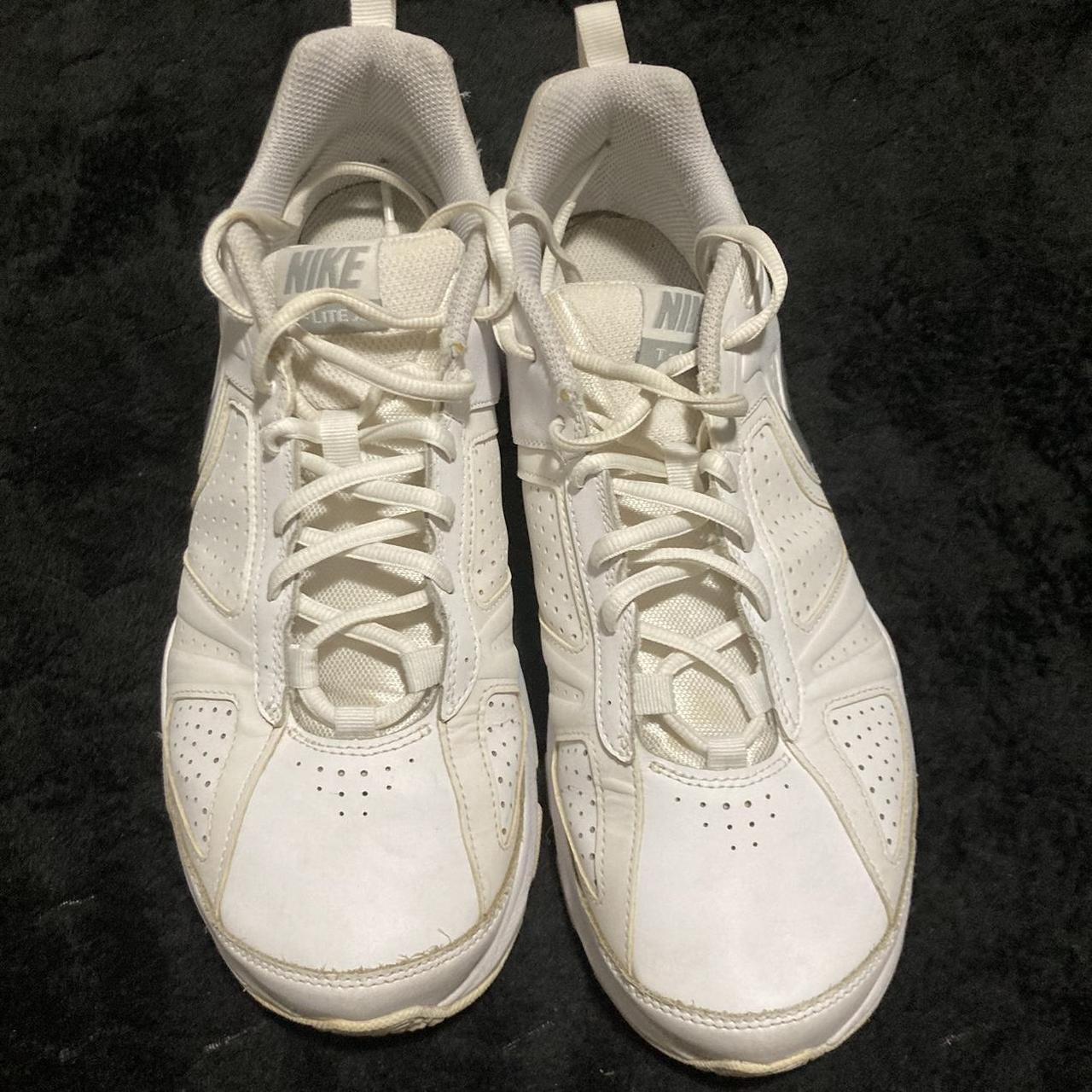 mens white nike trainers size 11