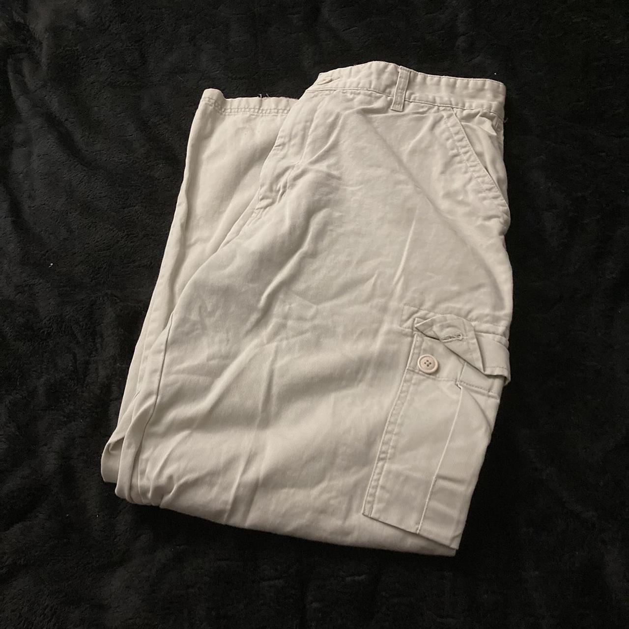 Cream cargo pants 36x30. No stains baggy fit. - Depop