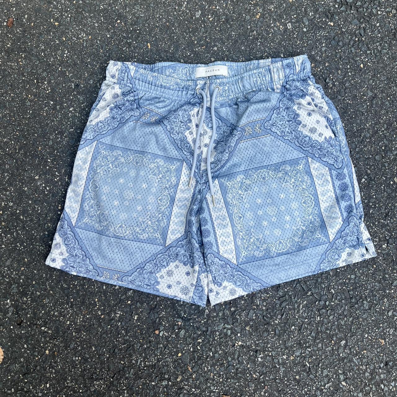 item listed by fredericksburg_vintage_co