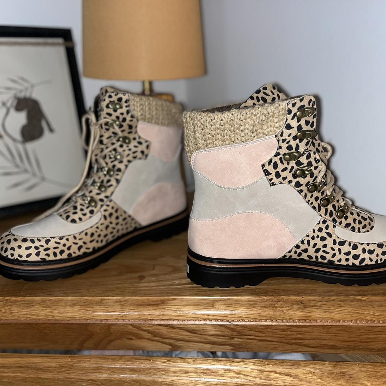 Cozy cheetah leopard combat boots never worn