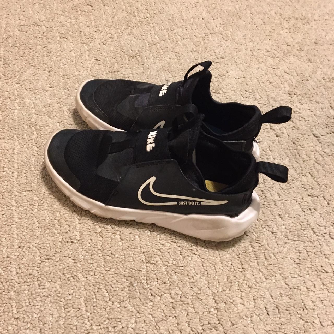 Size 2.5 cheap nike trainers