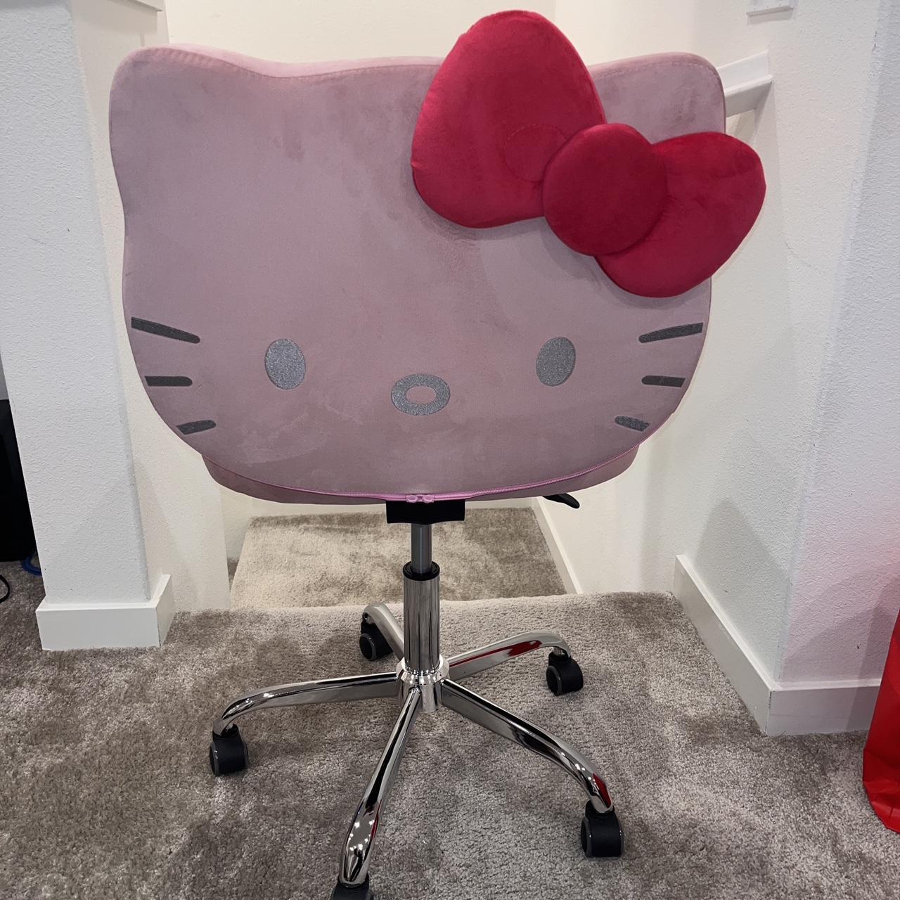 Brand new pink Hello Kitty Impressions Vanity Chair. - Depop