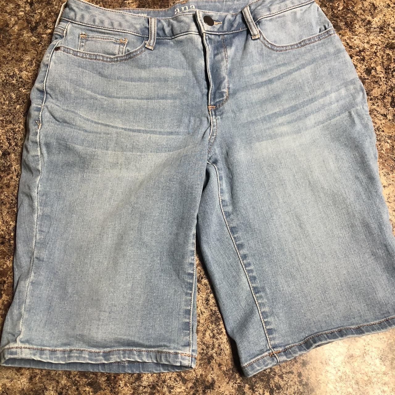 Nice jorts no visible tears - Depop