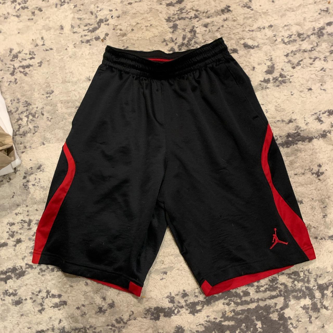 Jordan shorts hotsell black and red