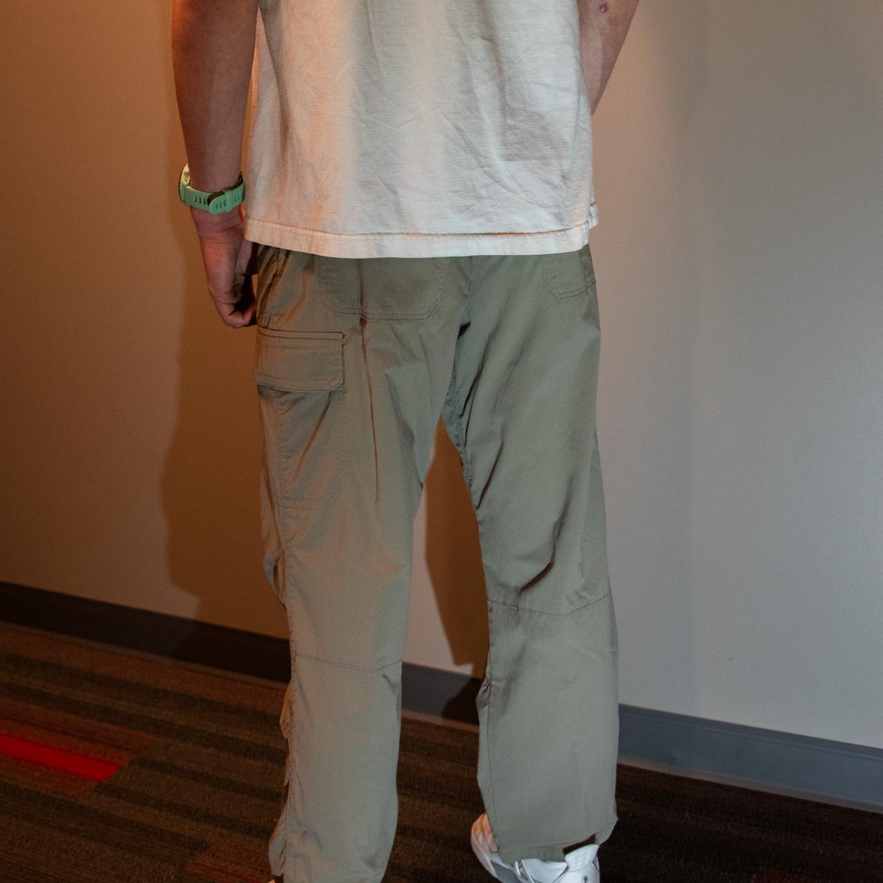 Cabela's Brand Cargo Pants Straight Fit Excellent... Depop