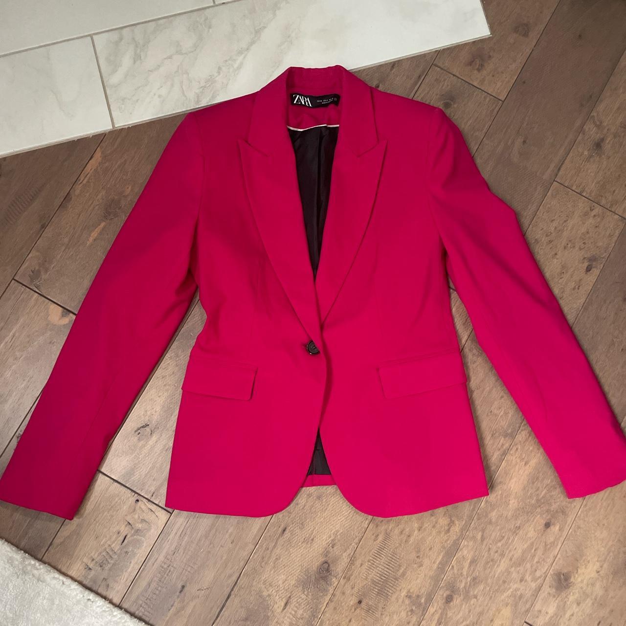 Hot pink ZARA blazer, worn ONCE!! Size 4 but fits a... - Depop