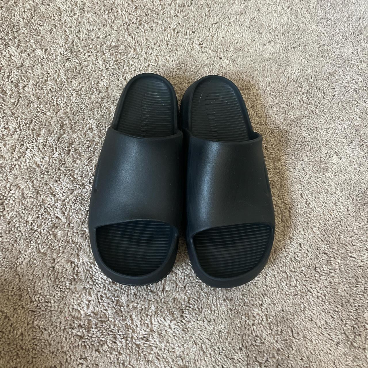 mens nike slide ons