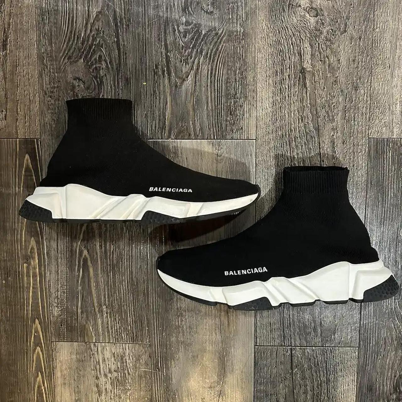 Balenciaga speed runners - Depop