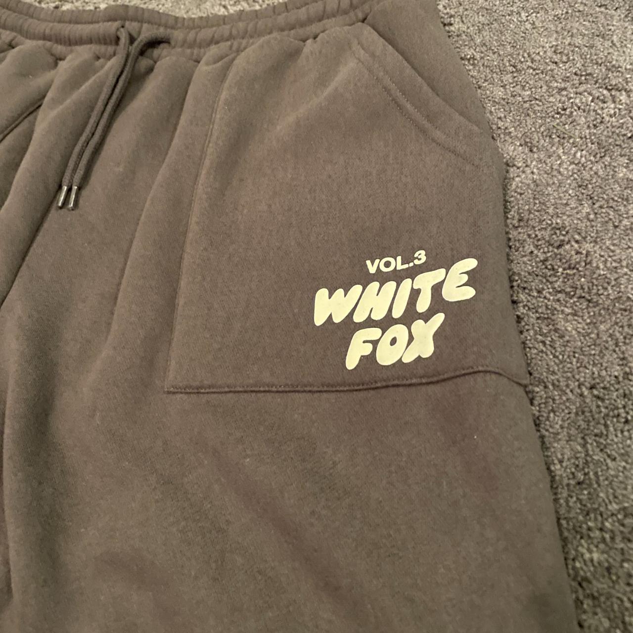 Brand new White Fox Shadow set with tags attached.... Depop