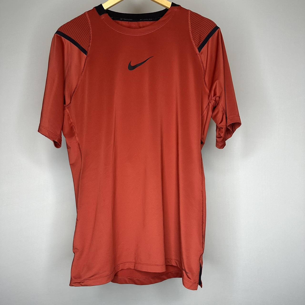 nike aeroadapt shirt