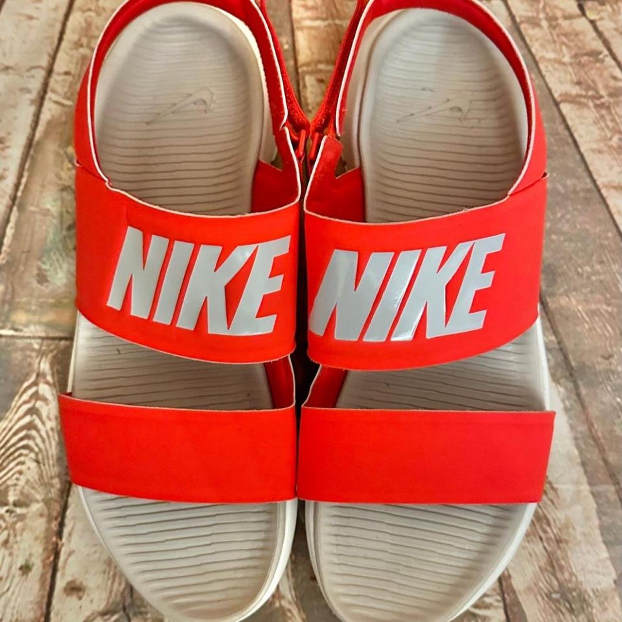 tanjun nike sandals pink