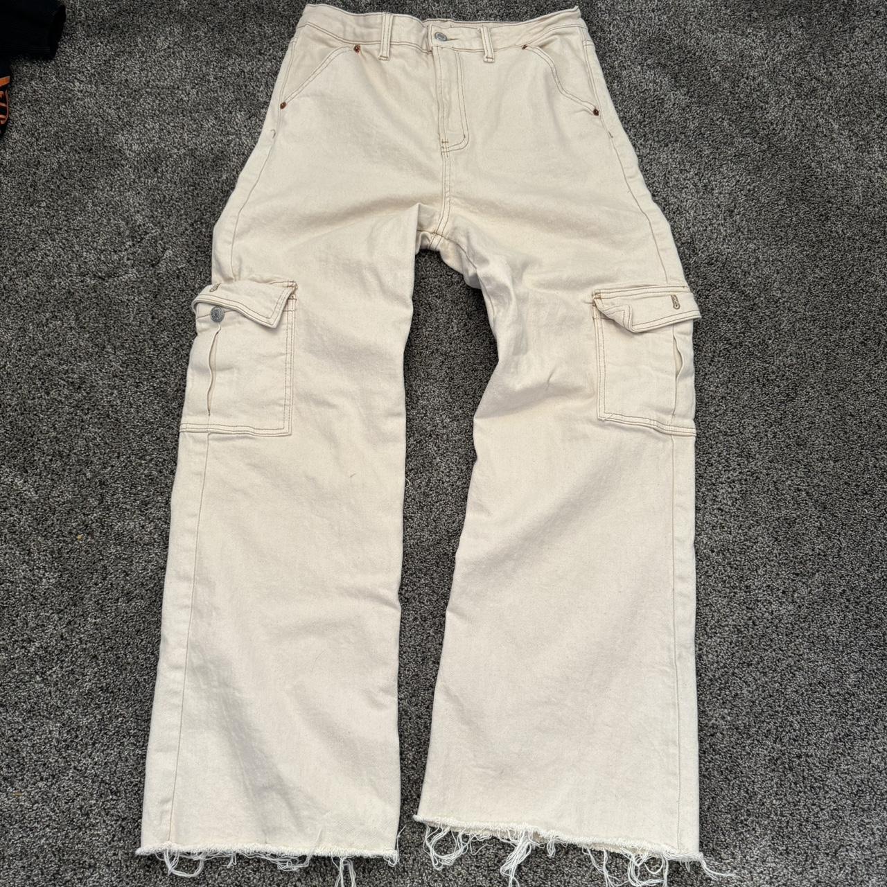 S.O.N.G Cream Cargo Street Jeans Size 13/31 Good... - Depop
