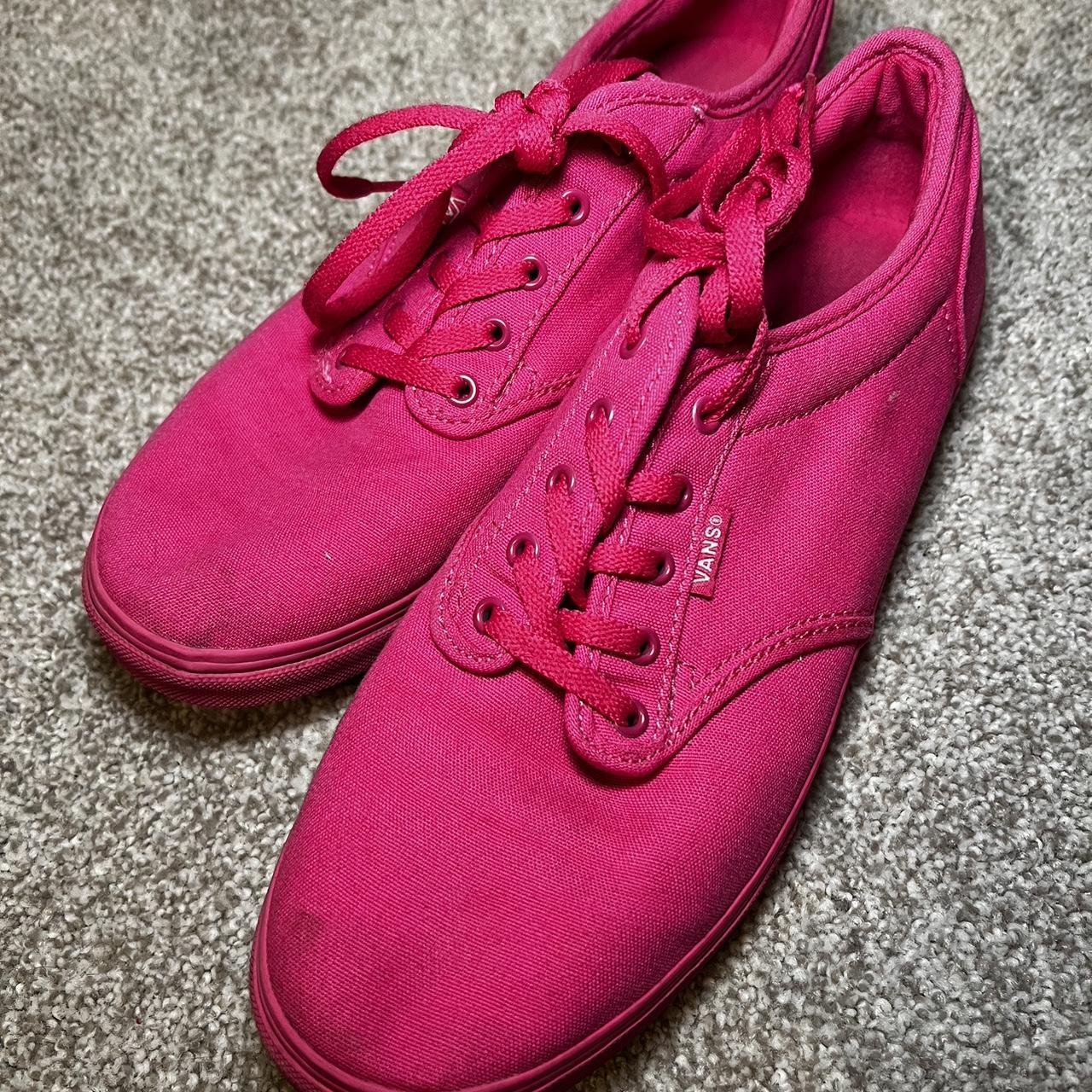 Hot shop pink vans